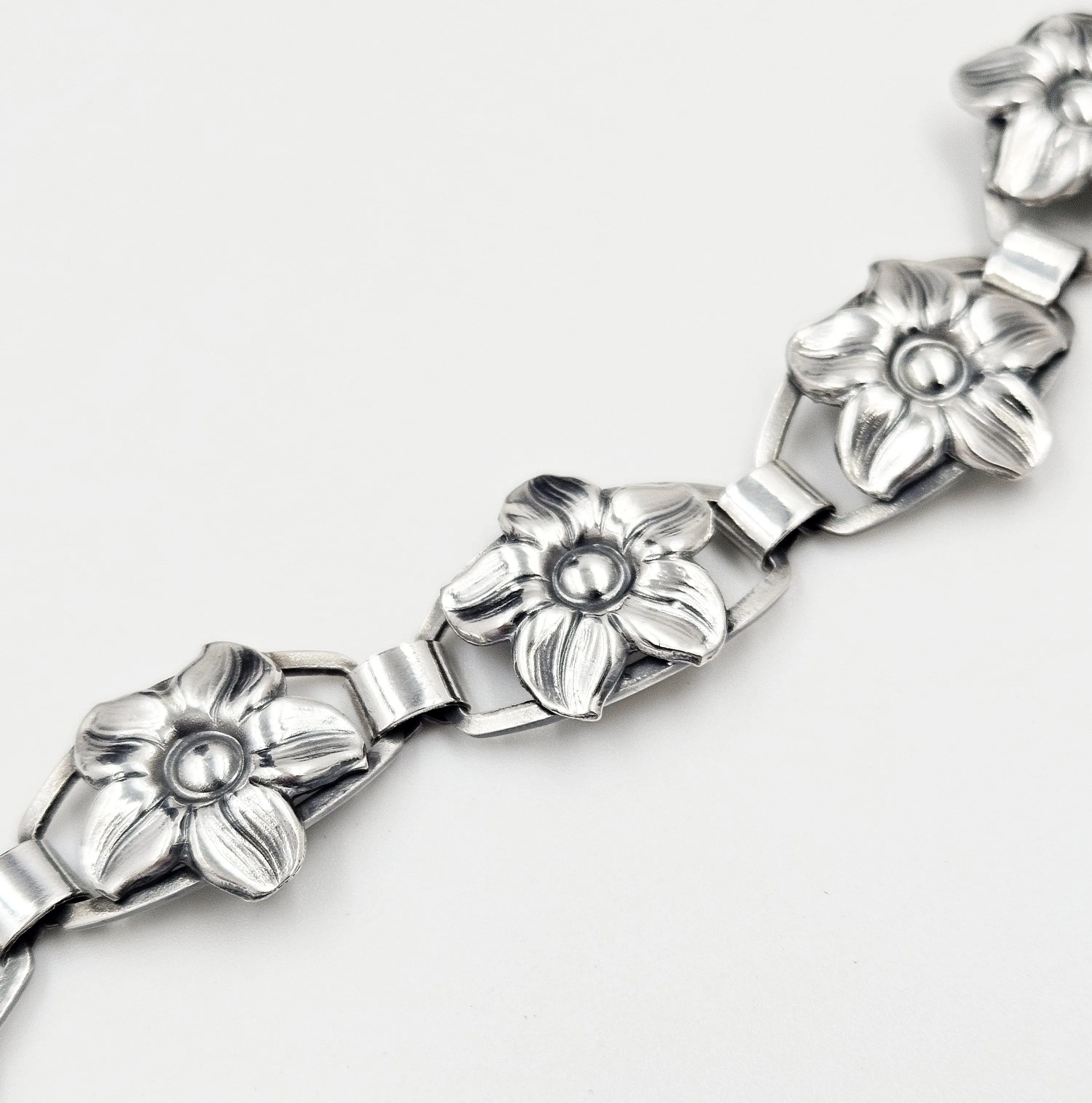Munksgaard Denmark Art Deco Flowers #270 Sterling Panel Links Bracelet 70s