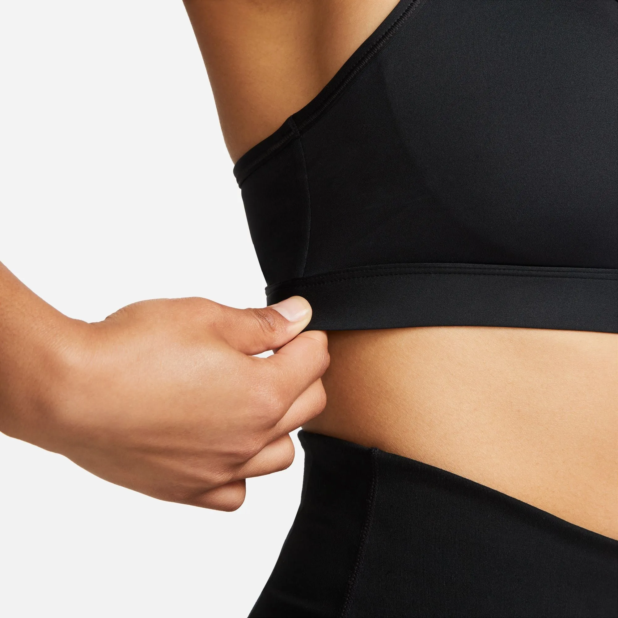 Nike Women's Dri-FIT Swoosh Medium Support Bra Black / White