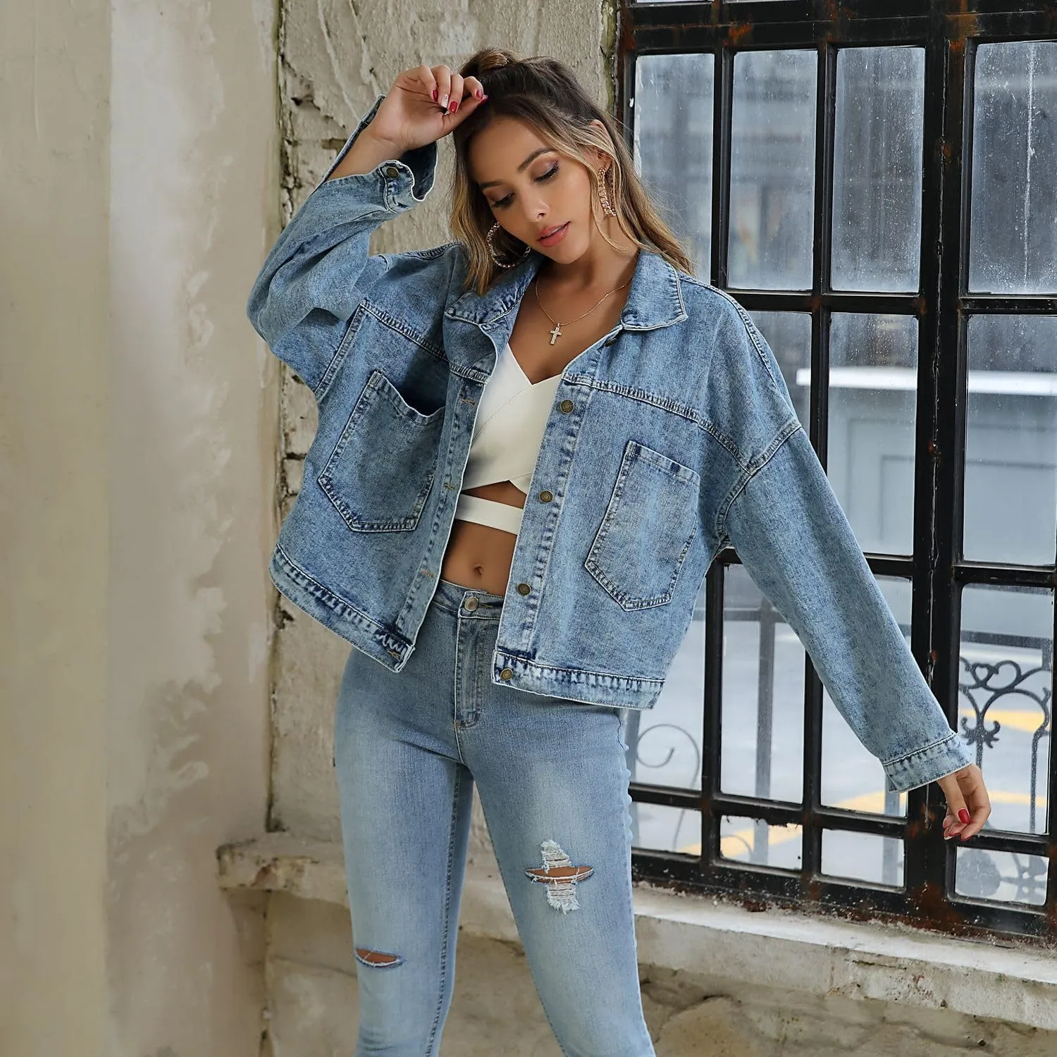 Women's Long Sleeve Oversized Denim Jacket Casual Loose Fit Jean Coat with Large Pockets